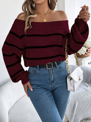 pullover sweater in White