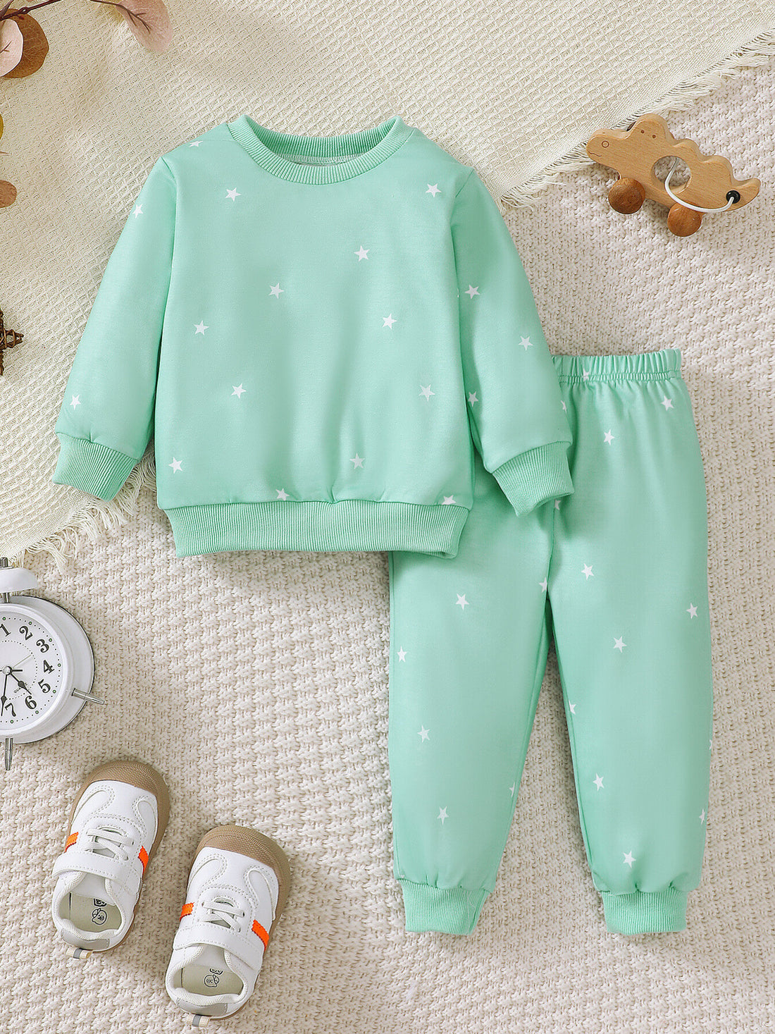 mint green lounge set with star-print and crew neck