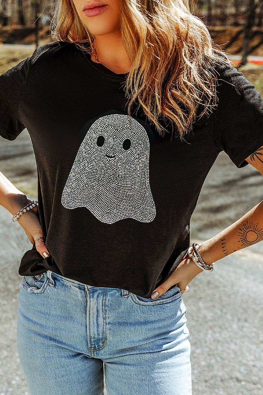 streetwear t-shirt in silver with crew neck