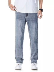 Men's Classic Straight Fit Washed Jeans in Light Blue