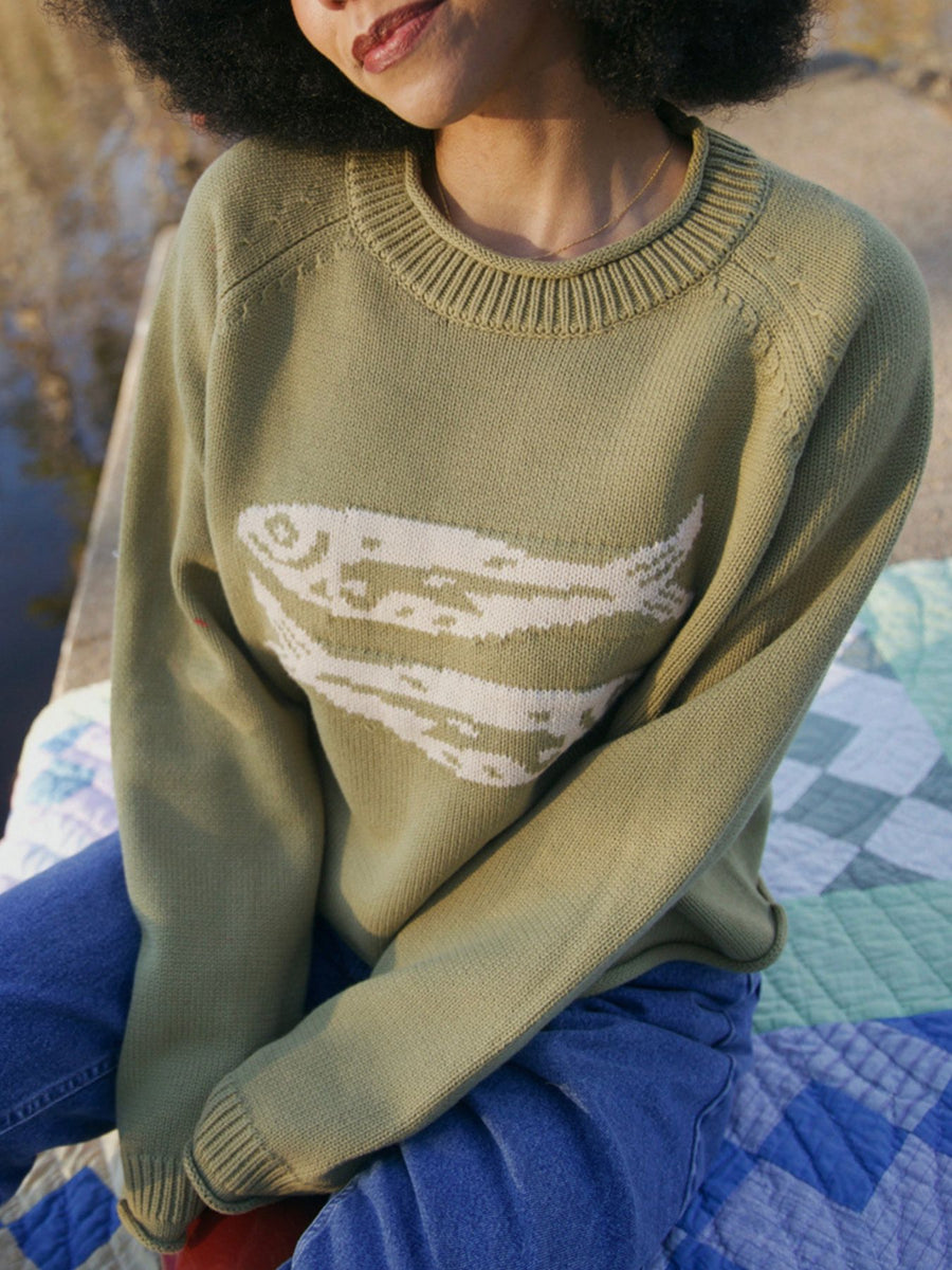 Fish Pattern Crew Neck Sweater in Green with stretch