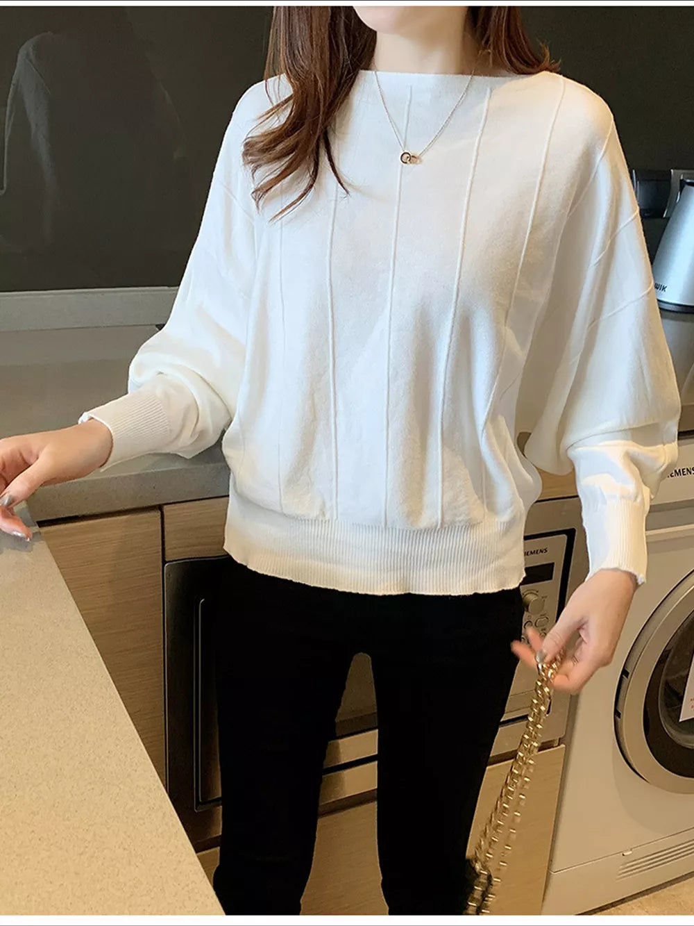 pullover sweater in White