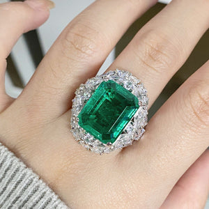 925 Sterling Silver Dark Green Zircon Ring in Dark Green with emerald cut stone