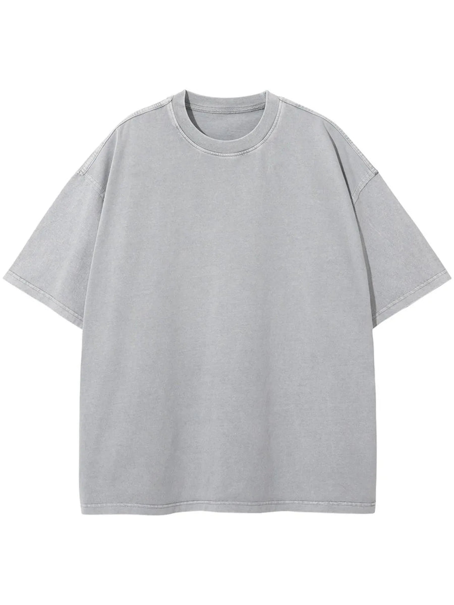 Washed cotton boxy tee in gray with crew neck and short sleeves.
