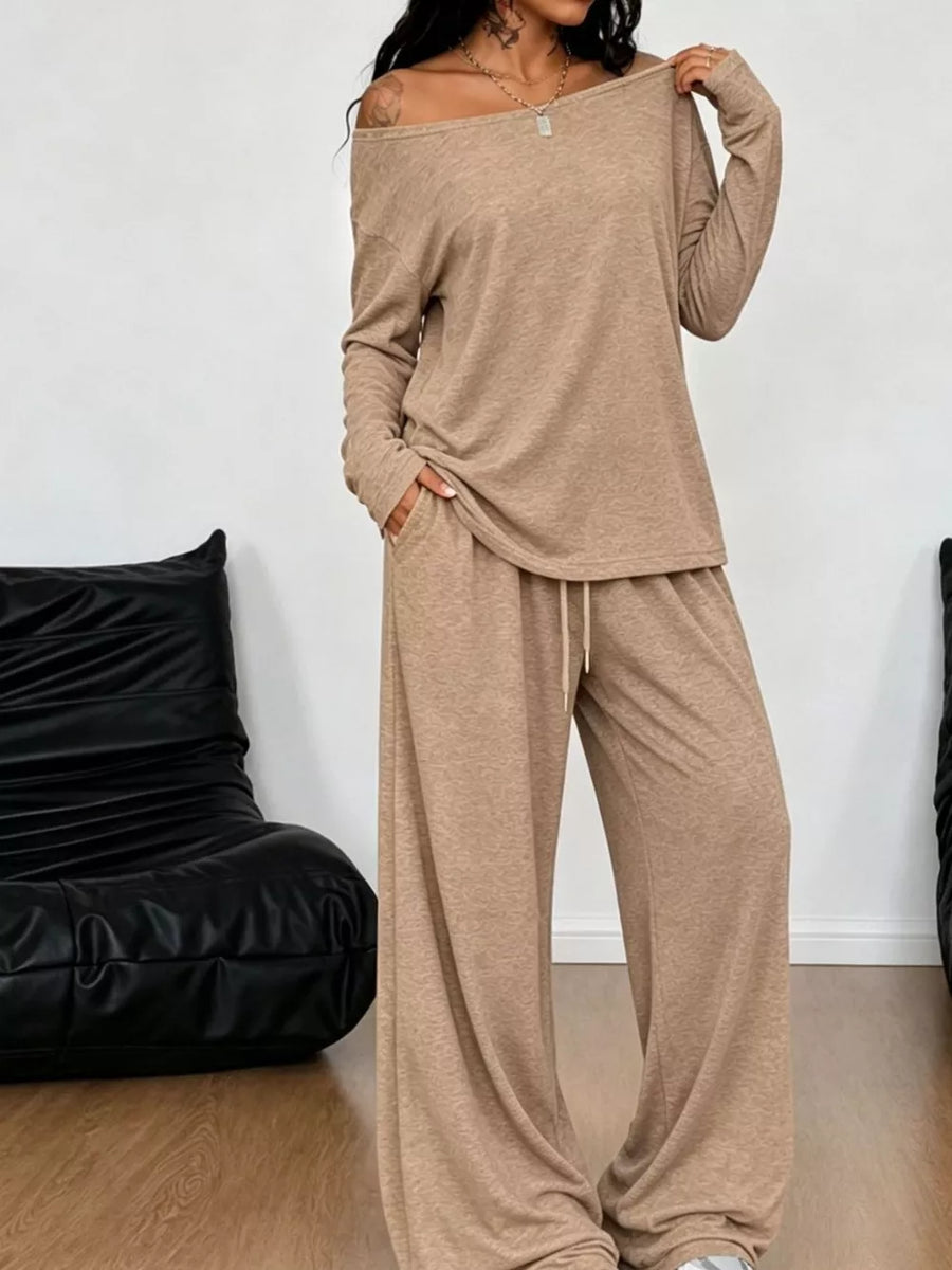 Loose Fit One-shoulder T-shirt And Pants Set Plus Size in Apricot