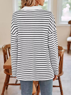 t-shirt in black with striped and stretch