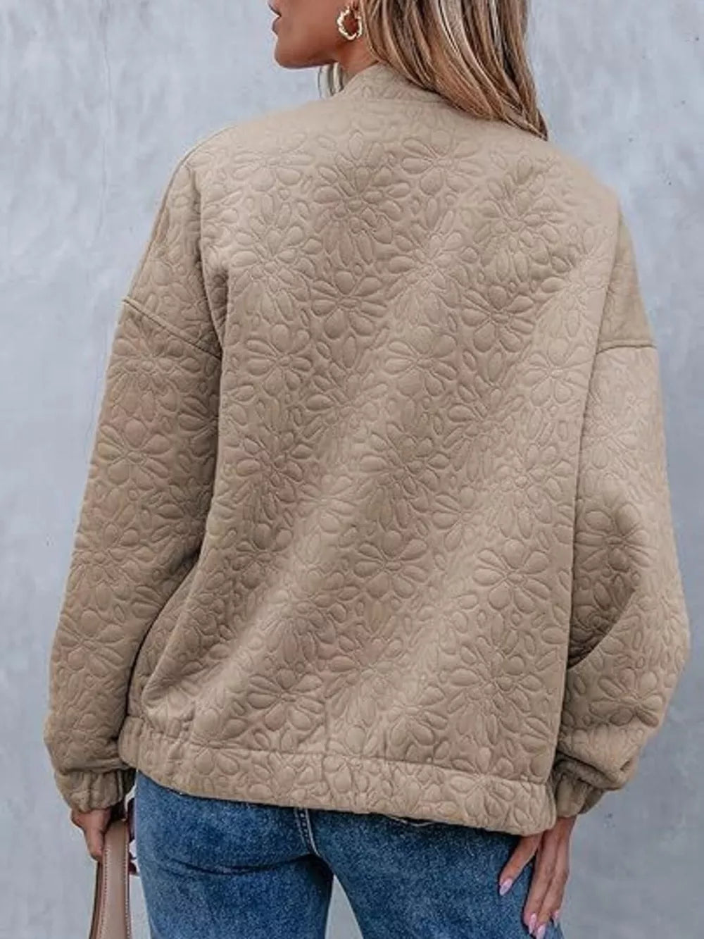 quilted jacket in Black with quilted and hip-length