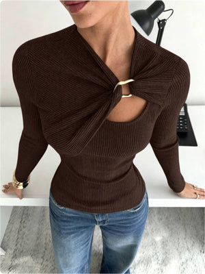 100% polyester Care instructions: Machine wash cold t-shirt in Chocolate with fitted silhouette