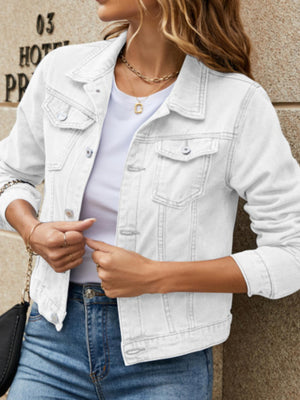White denim jacket with pocketed and long sleeve