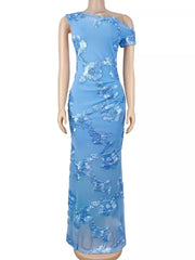 100% polyester Care instructions: Machine wash cold maxi dress in Strawberry with fitted silhouette