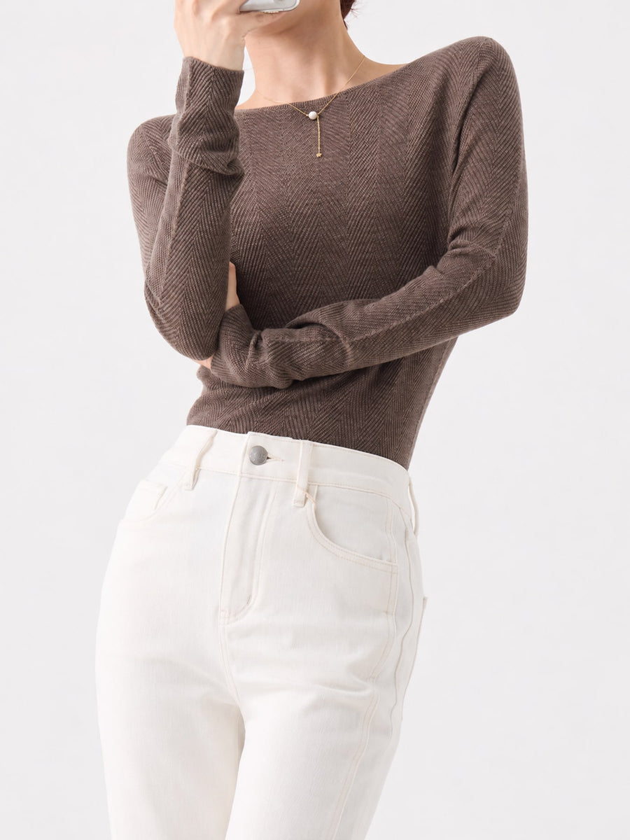 pullover sweater featuring herringbone in White with Sheep wool 100% Care instructions: Machine wash texture
