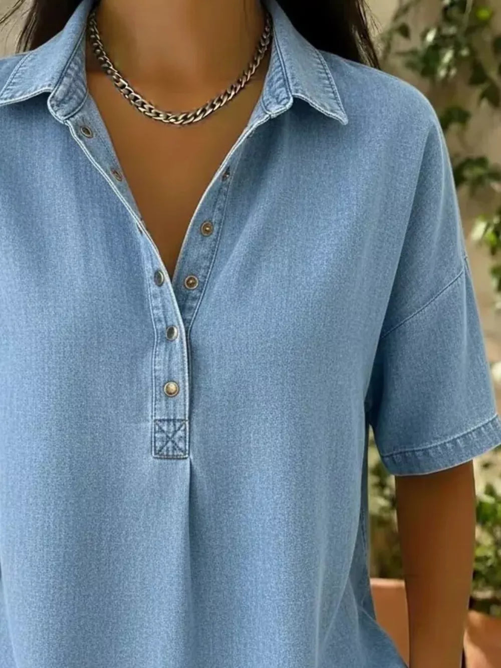 Black Snap Down Short Sleeve Blouse