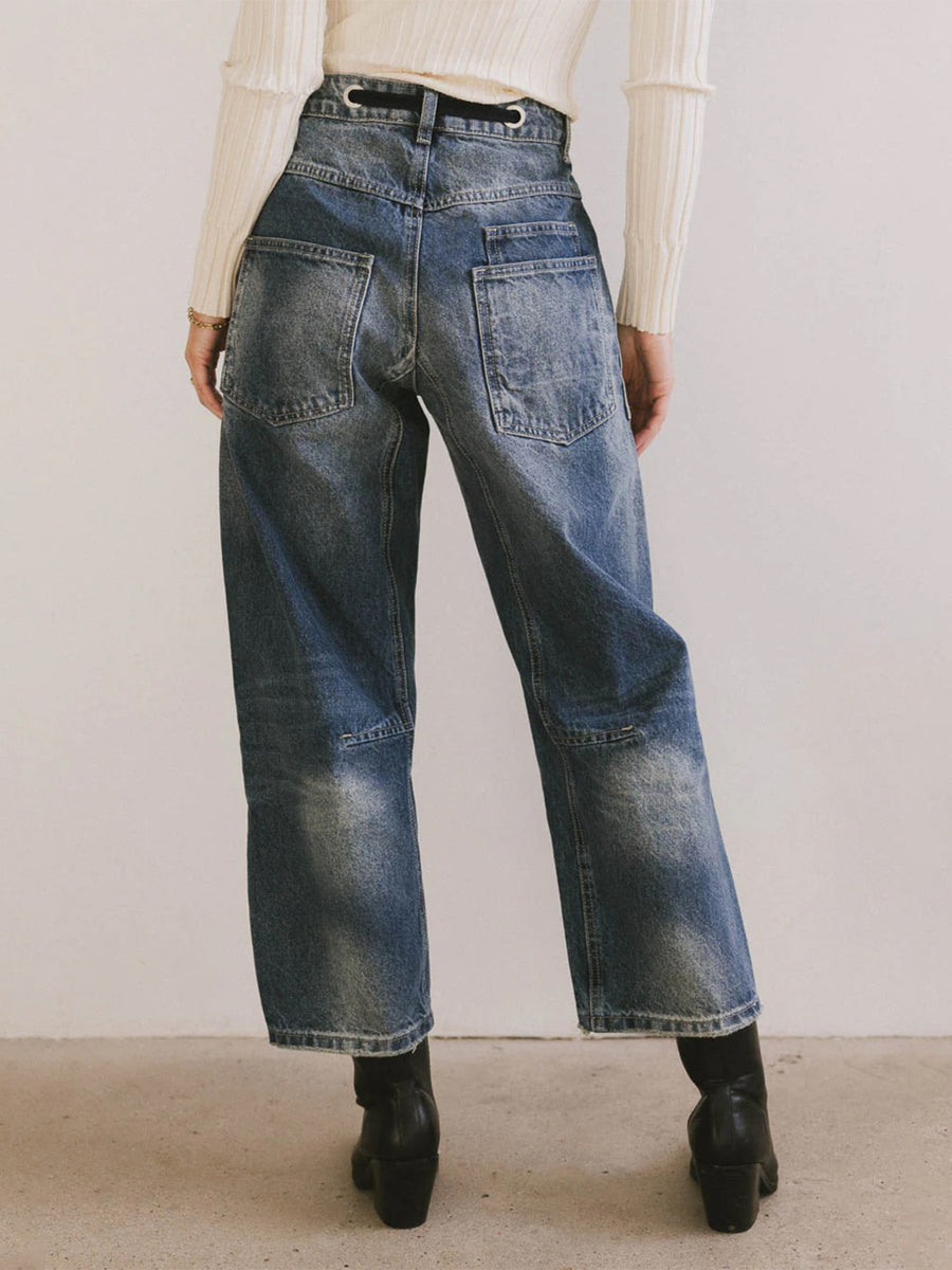Red jeans with cropped and drawstring