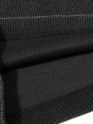 vintage-inspired t-shirt in Black with crew neck