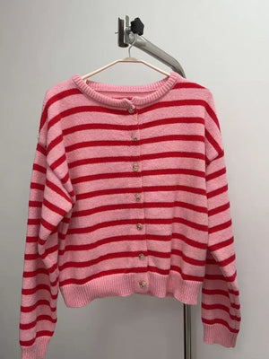 classic cardigan in red with round neck