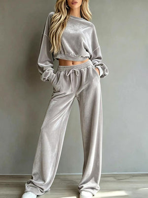 Cream lounge set with cropped, full-length and pullover, drawstring, elastic