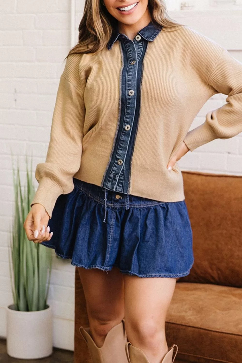 52% viscose, 26% polyester, 22% polyamide Care instructions: Machine wash cold cardigan in denim blue with regular silhouette