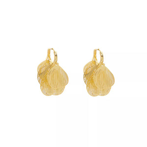 Gold earrings with drop and lever-back