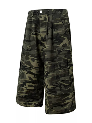 dark green capris featuring pocketed and camo