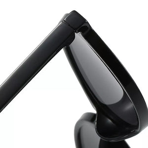sunglasses in black with UV400 protection and N/A