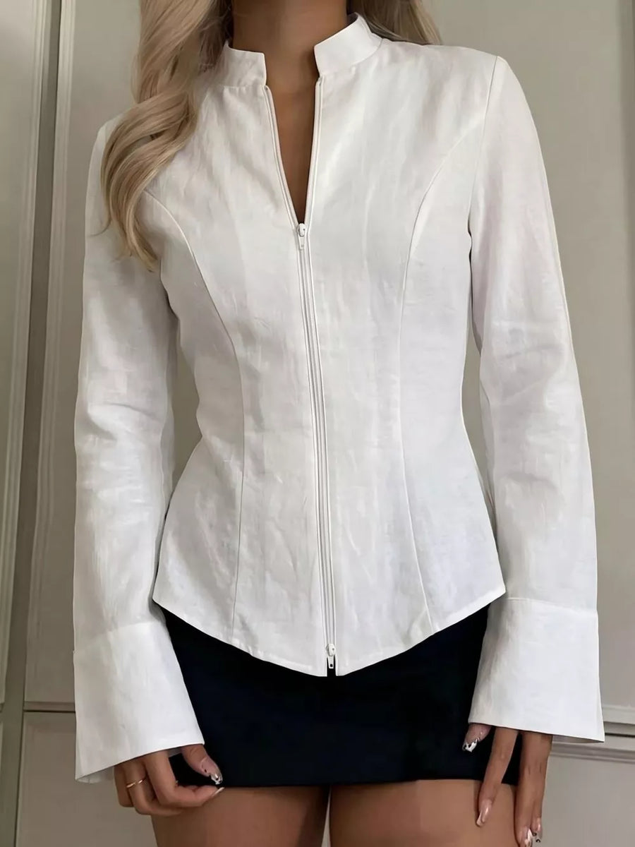 modern blouse in white with collared
