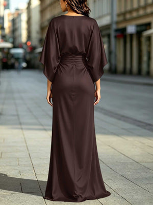 Ruched Waist Maxi Dress With Pockets in Navy with ruched