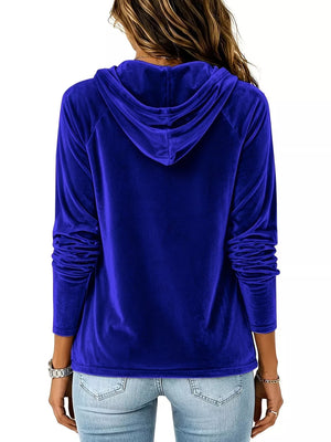 pullover hoodie in Burgundy with drawstring and hip-length