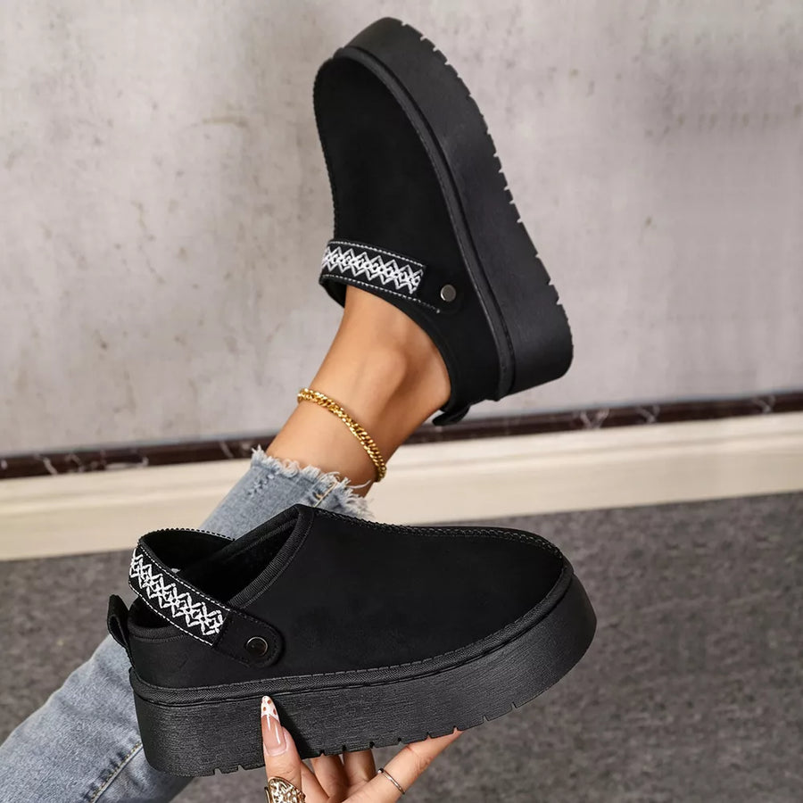 Camel boots with ankle-length and slip-on