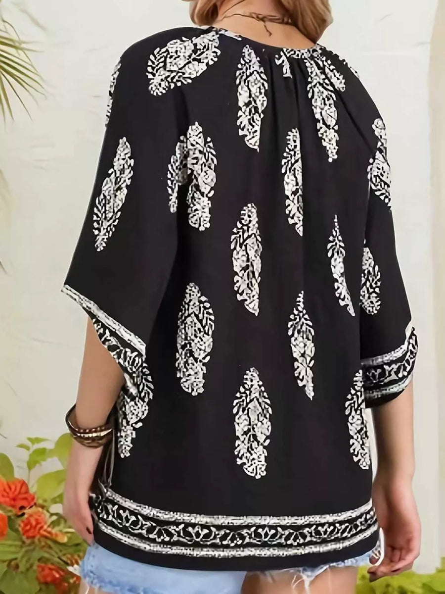 Printed Notched 3/4 Sleeve Blouse in Red