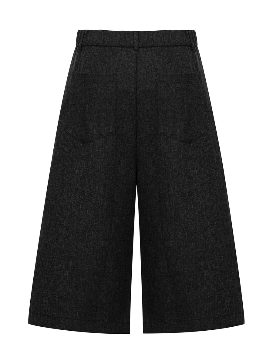 capri pants in charcoal with high-waisted and capri
