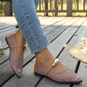 flats in Multicolor with pointed toe and not applicable