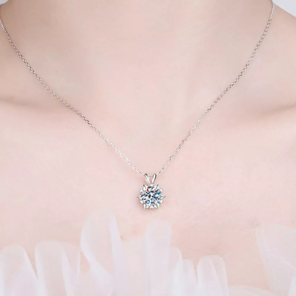 necklace in silver featuring moissanite stone and straight fit