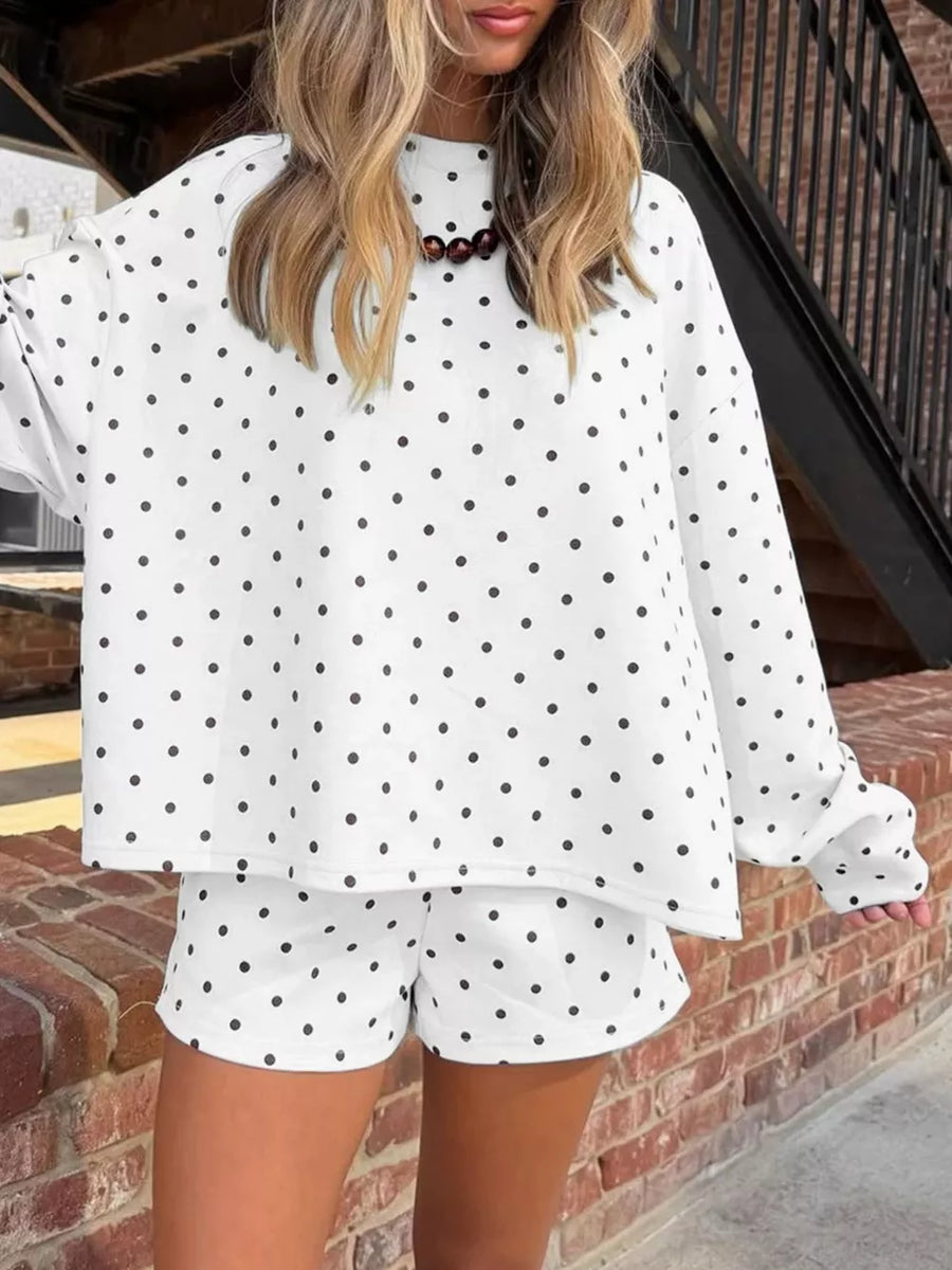 White pajama set with hip-length (top), mini (shorts) and pullover, elastic