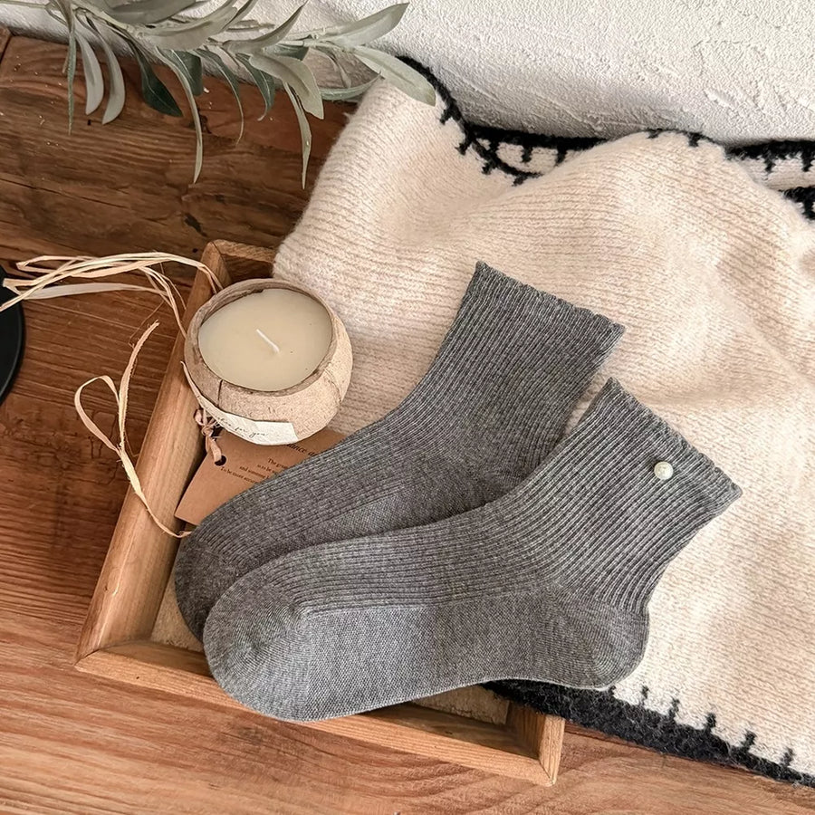 vintage-inspired socks in Dark Brown with N/A