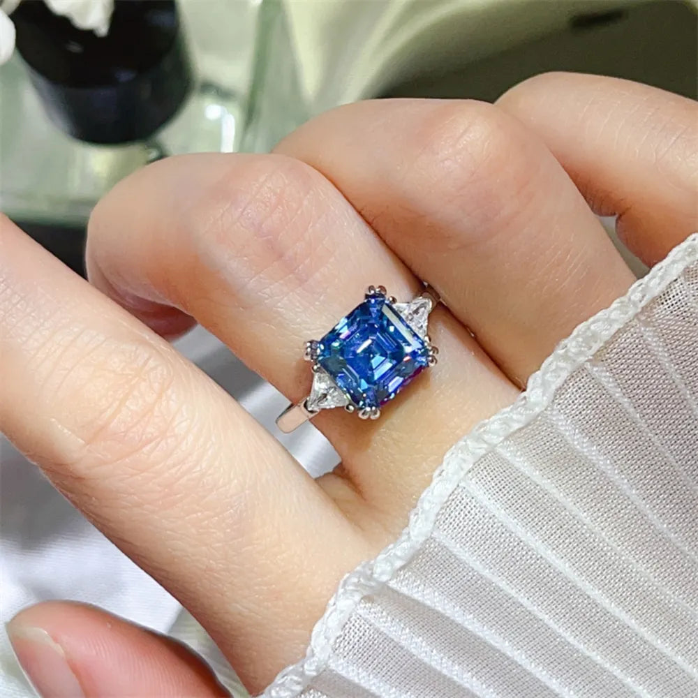 ring in sapphire blue featuring 3 carat moissanite and classic fit