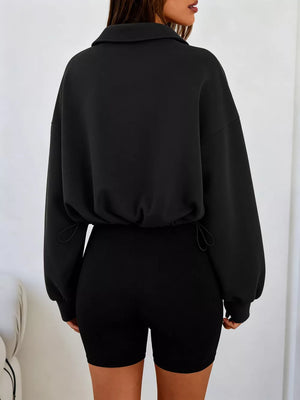 athleisure sweatshirt in cream with collared