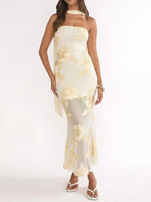 100% polyester Care instructions: Machine wash cold maxi dress in Strawberry with fitted silhouette