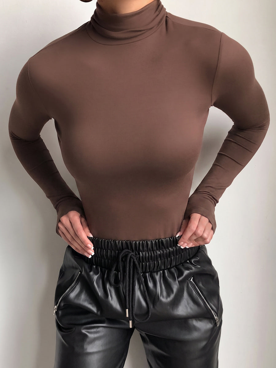 Brown t-shirt with waist-length and pullover