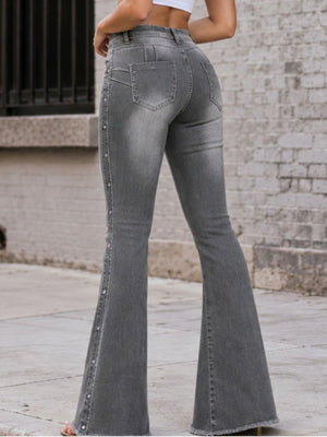95%cotton,5%spandex Care instructions: Machine wash cold flare jeans in Gray with flared silhouette