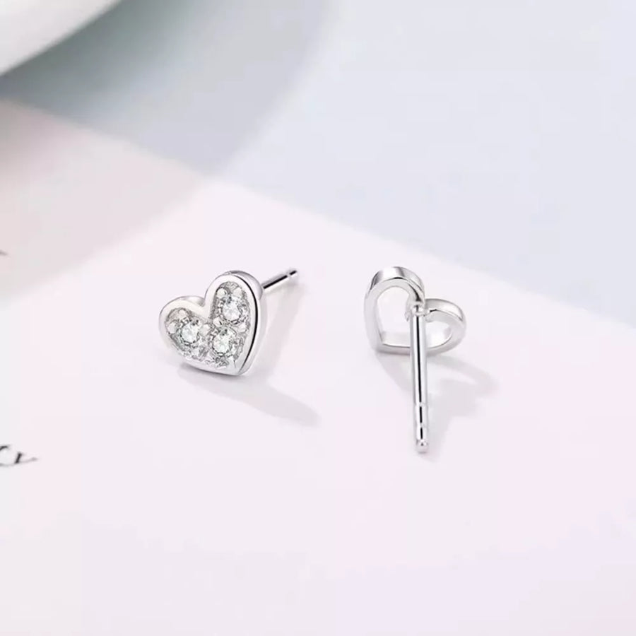 romantic earrings in clear with N/A