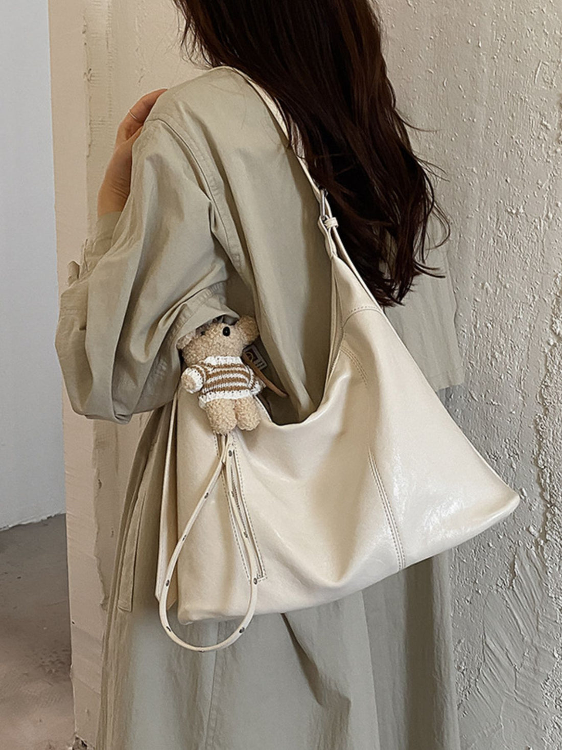 PU Leather Imported Size &amp shoulder bag in Beige with relaxed silhouette