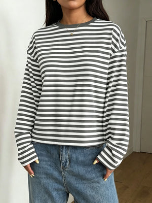 t-shirt in Fuchsia Pink with striped and stretch