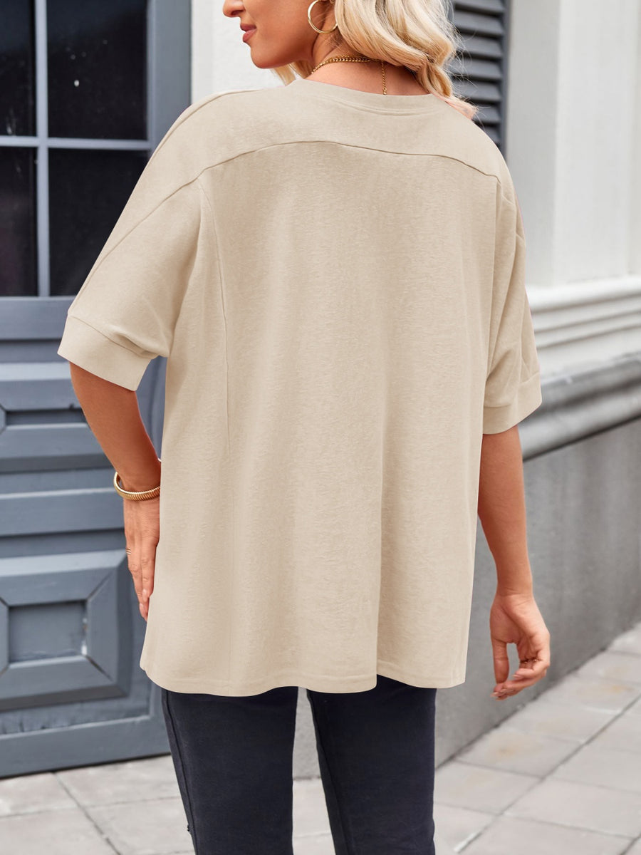 Relaxed drape sleeve tee in Dust Storm with cuffed short sleeves and a crew neck.