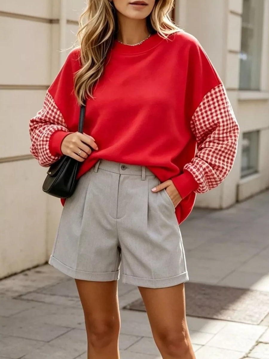 classic sweatshirt in red with crew neck