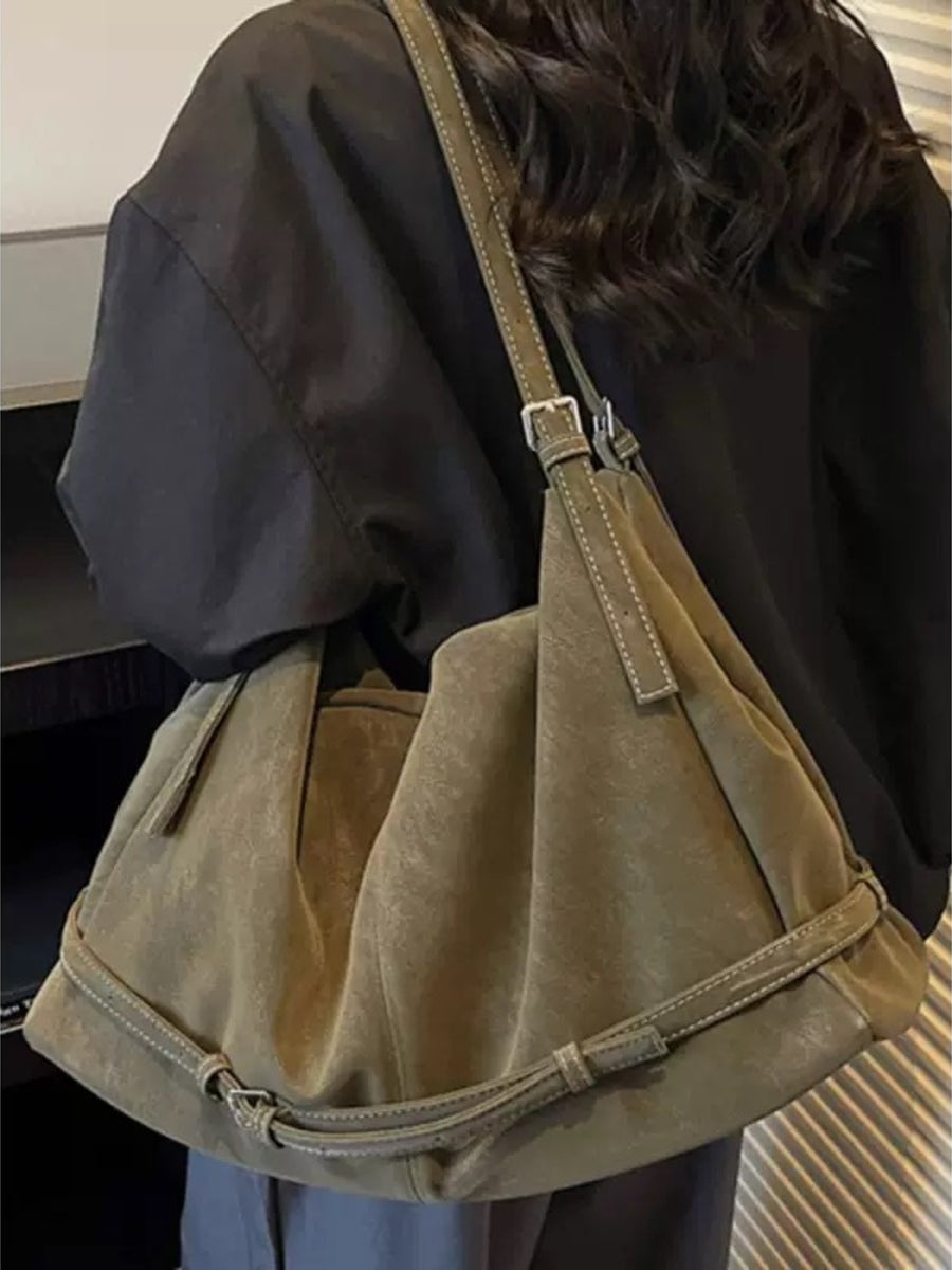 PU Leather Imported Size &amp handbag in Green with slouchy silhouette