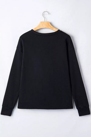 Black t-shirt with hip-length and pullover