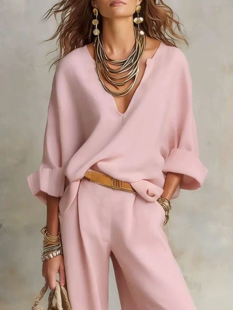 lounge set in Black with loose fit and hip-length