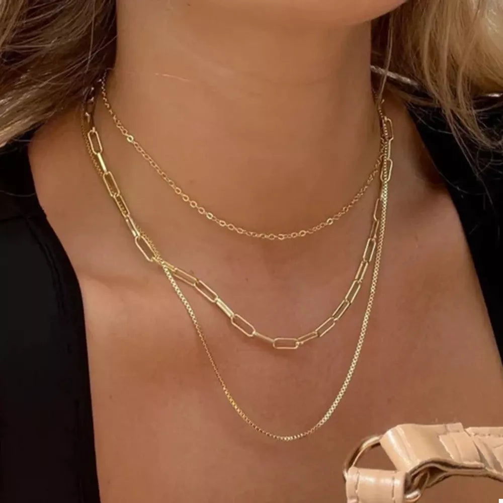 necklace in gold featuring layered and layered fit