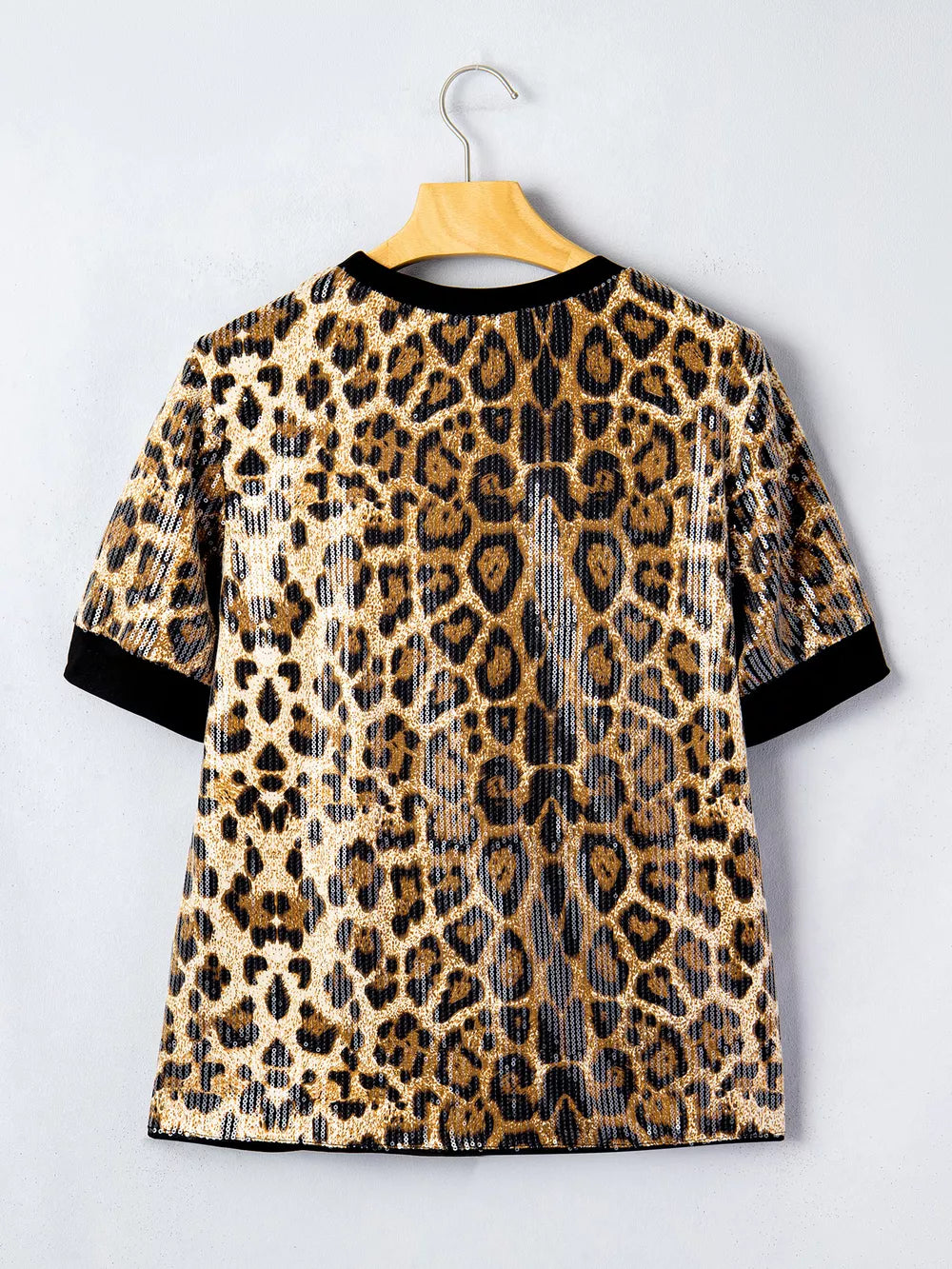 tan regular t-shirt with crew neck