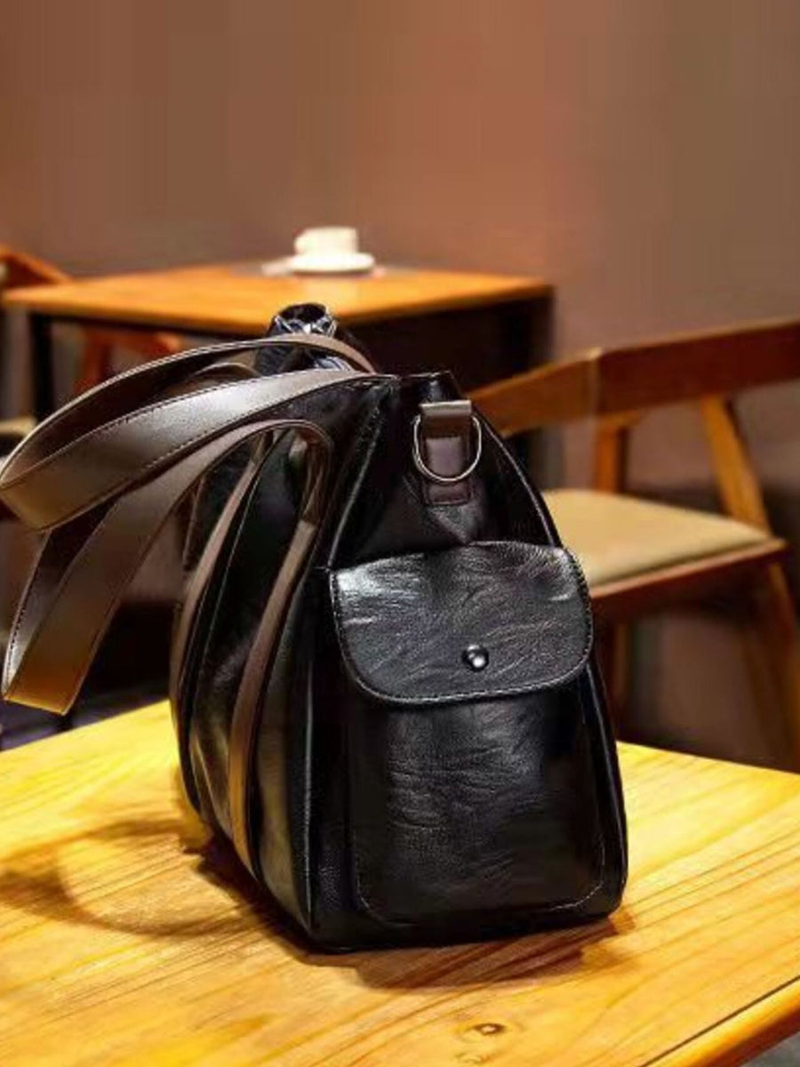 Black with handbag with pleated 6